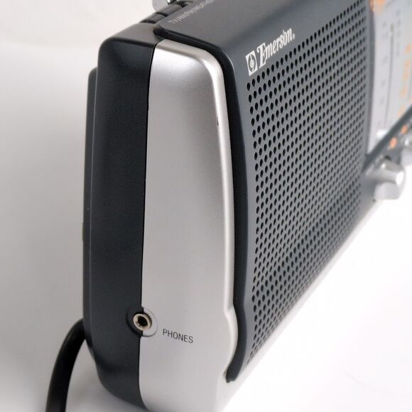 Emerson Weather Band Radio RP 6250, Plug-In & Battery Operated Portable TV Sound - Picture 11 of 11